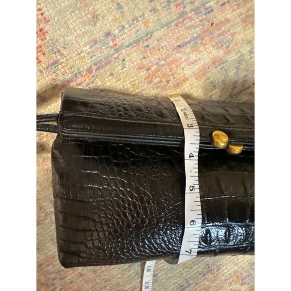 Brahmin Black Croc Embossed Leather Clutch With Roses Bag Charm Wristlet - Picture 15 of 16